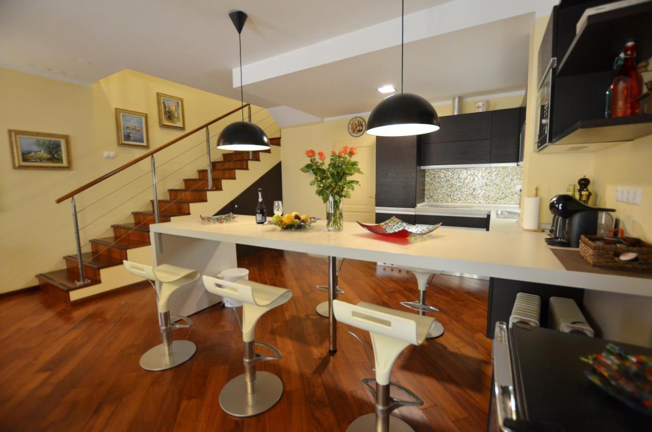 Apartment Delux Rovinj Exterior photo