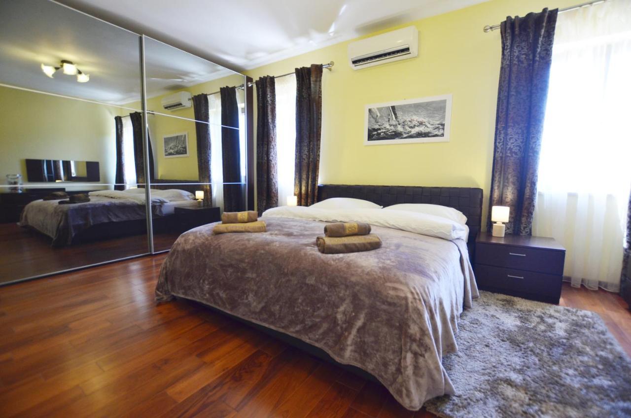 Apartment Delux Rovinj Exterior photo